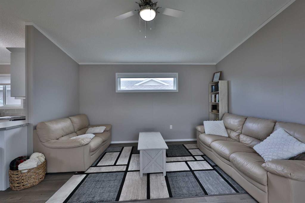 Picture for 5021 Applewood Road 