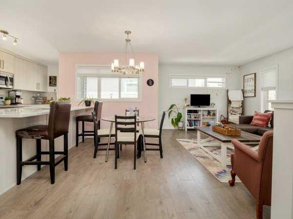Picture for 902, 210 Firelight Way W