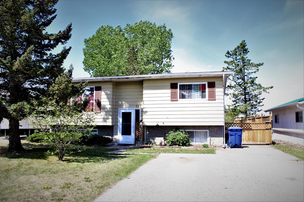      24 WILLOW Road , Claresholm, 0353,T0L 0T0 ;  Listing Number: MLS A1238368