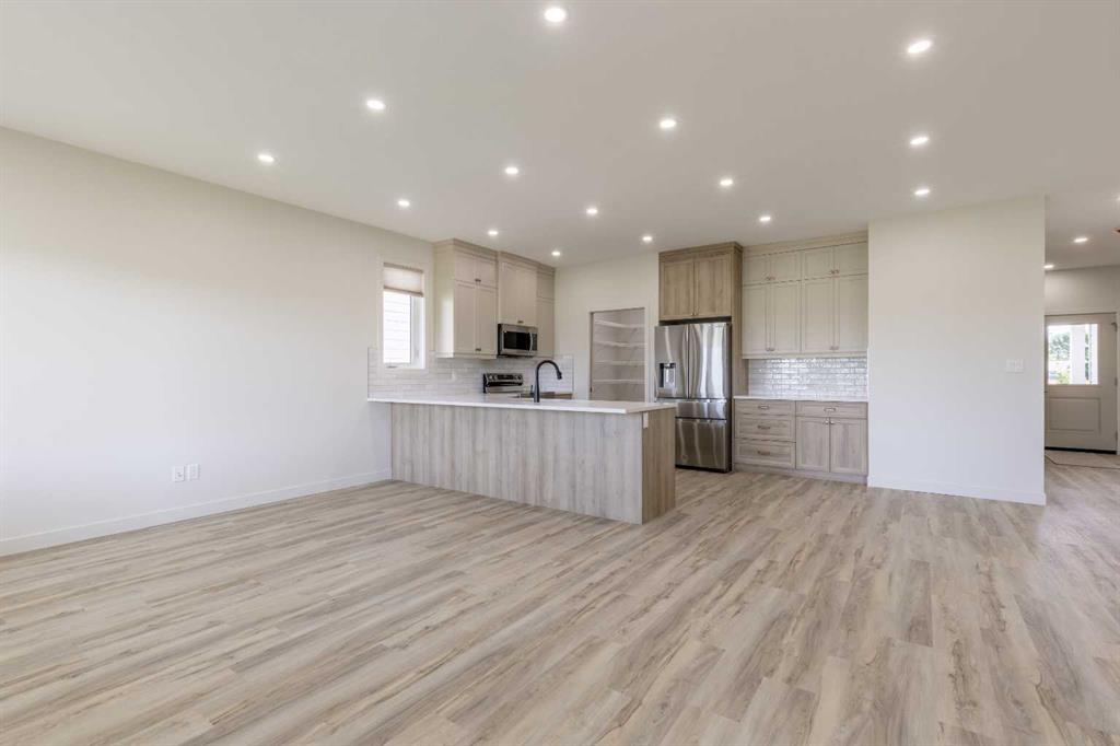 Picture for 62 E 300 S   https://www.cirrealty.ca/reb/ldar/8/A2266638_11.jpg