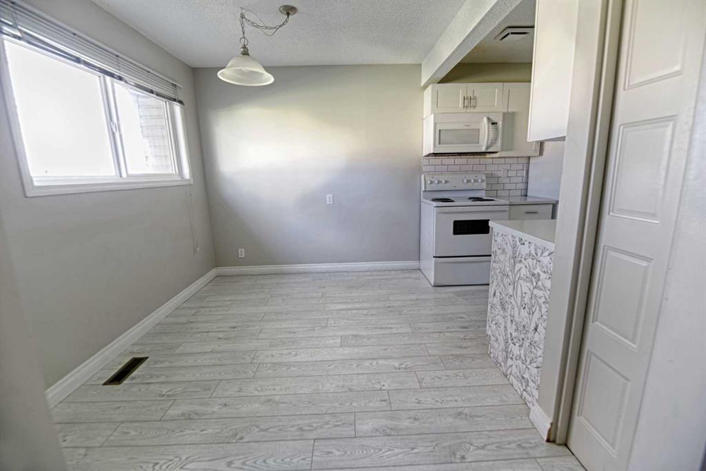 Picture for 6, 55 Lemoyne Crescent W