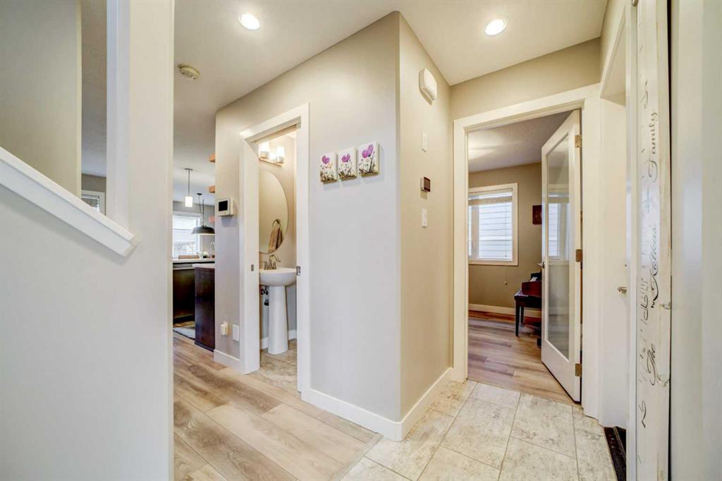 Picture for 514 Devonia Road W