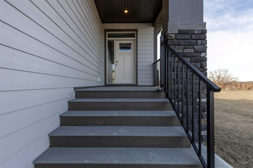 Picture for 322 Canyon Meadows Road W