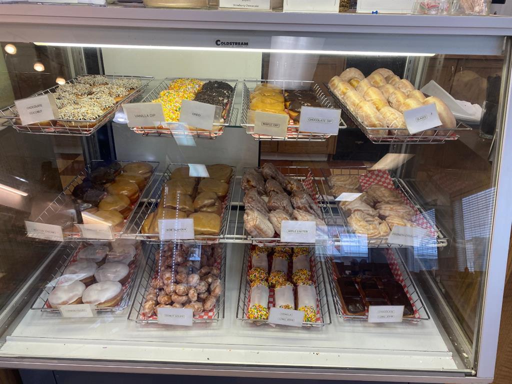 Picture for 125 5 Avenue W