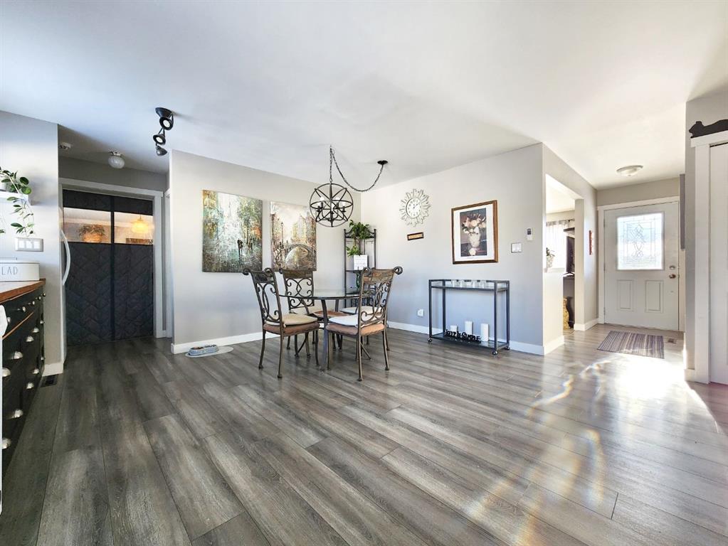 Picture for 214 48 Avenue E