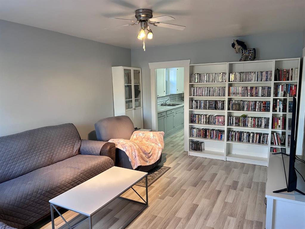 Picture for 516 12a Street N