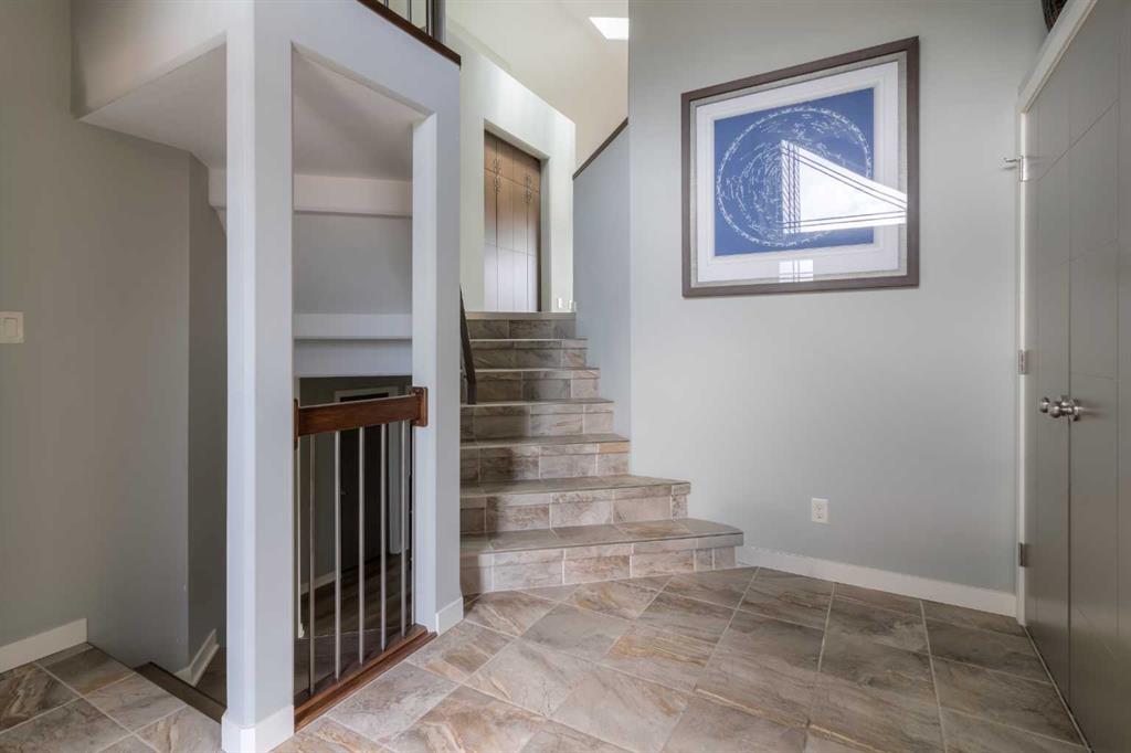Picture for 140 Blackwolf Way N