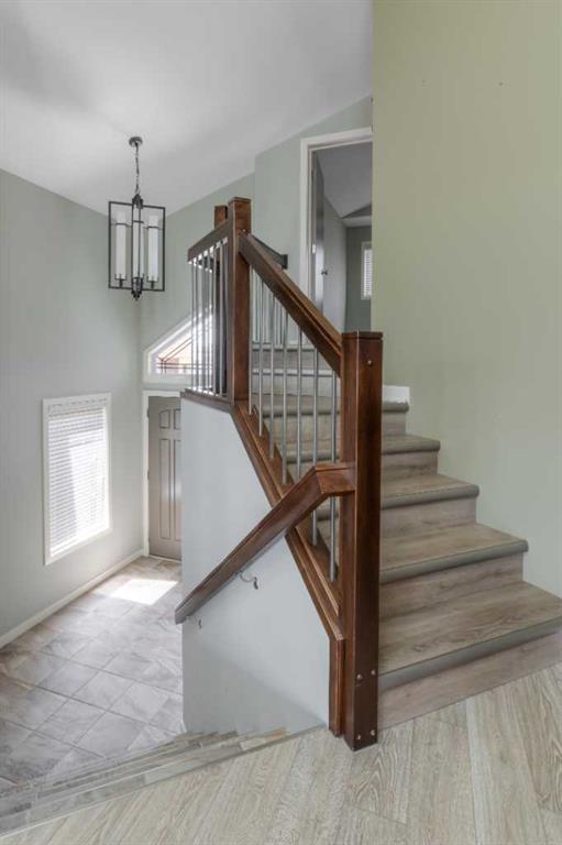 Picture for 140 Blackwolf Way N
