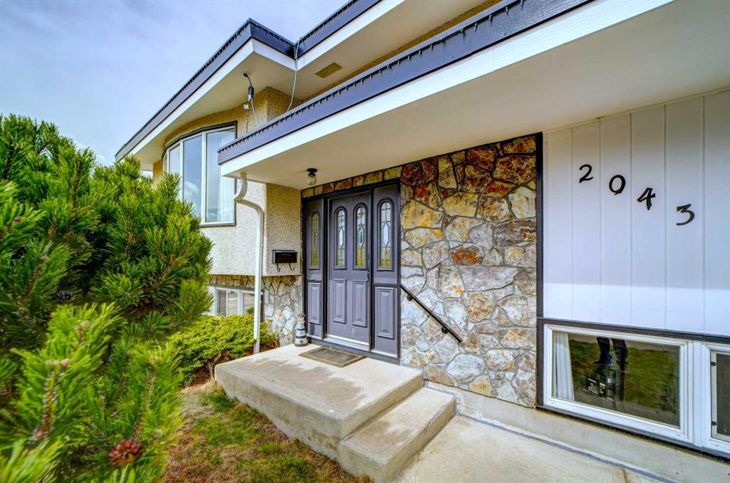 Picture for 2043 19 Street N