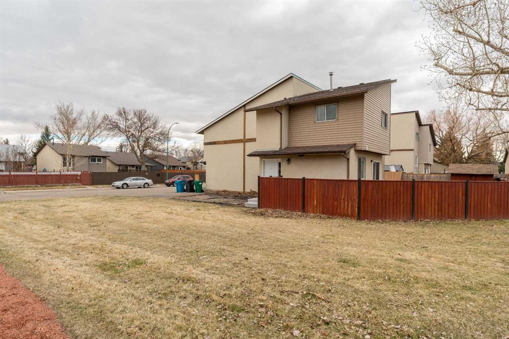 Picture for 19 Columbia Place W