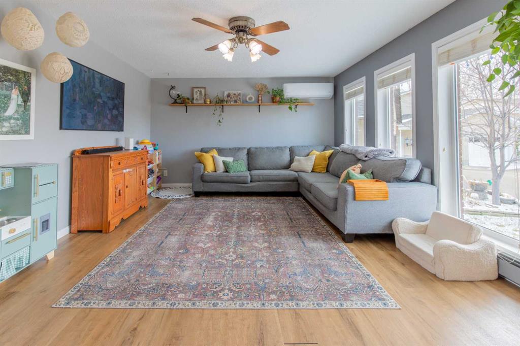 Picture for 19 Beaverbrook Bay N