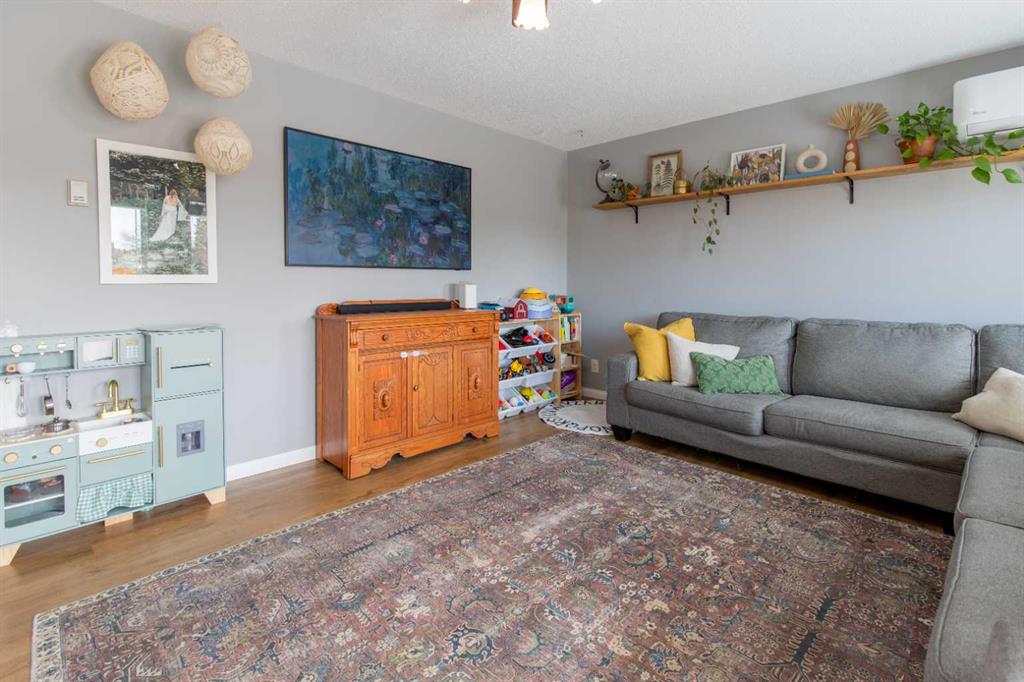 Picture for 19 Beaverbrook Bay N