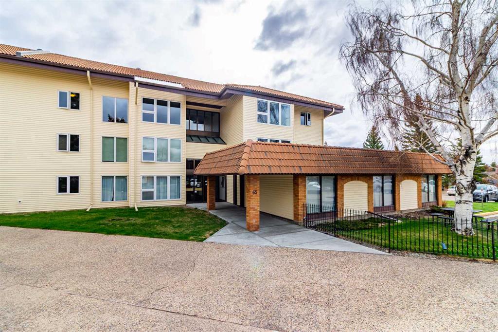 Picture for 110, 65 Temple Blvd W  