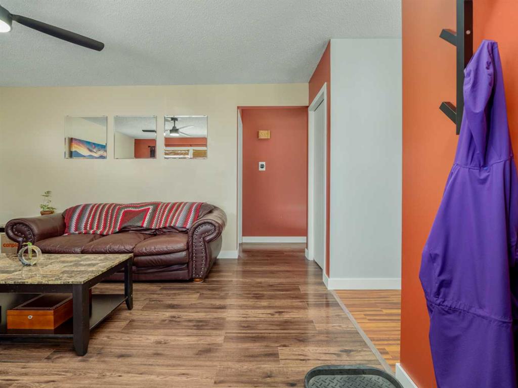 Picture for 121 Princeton Crescent W