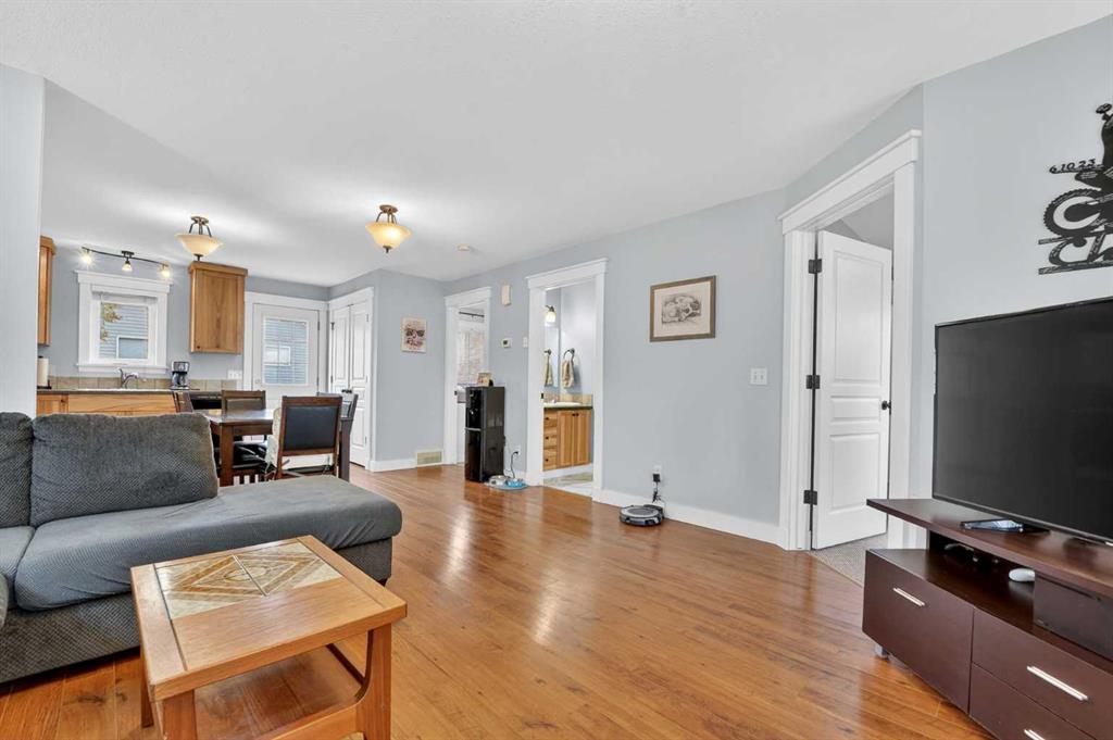 Picture for 1220 43 Avenue N