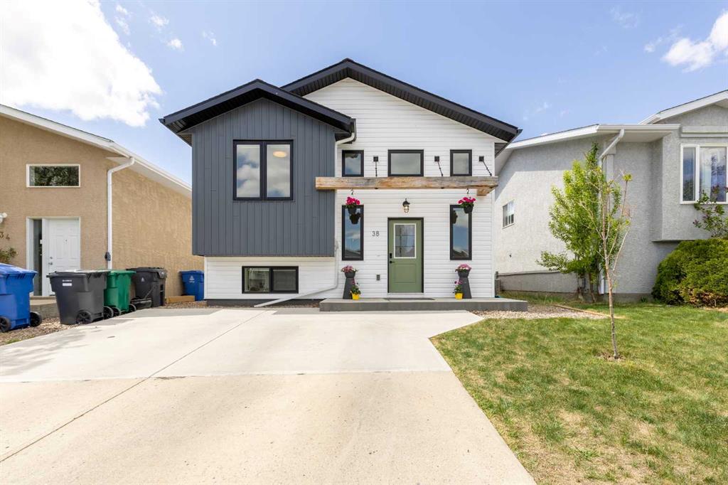 Picture for 38 Blackfoot Road W