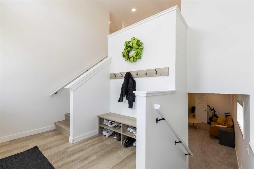 Picture for 38 Blackfoot Road W