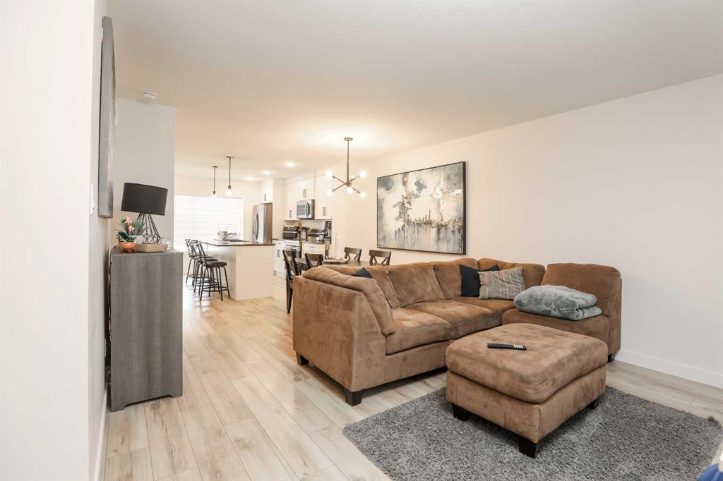 Picture for 1508, 210 Firelight Way W