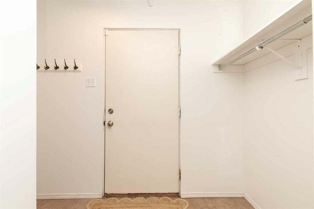 Picture for 14, 115 Lafayette Boulevard W