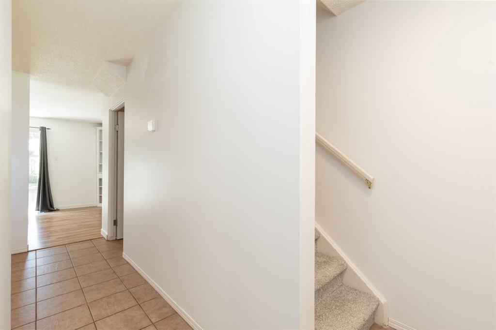 Picture for 14, 115 Lafayette Boulevard W