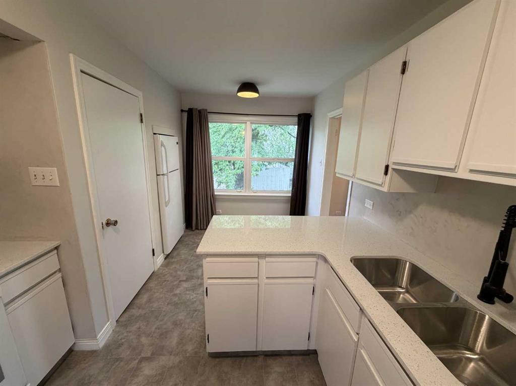 Picture for 520 20 Street S