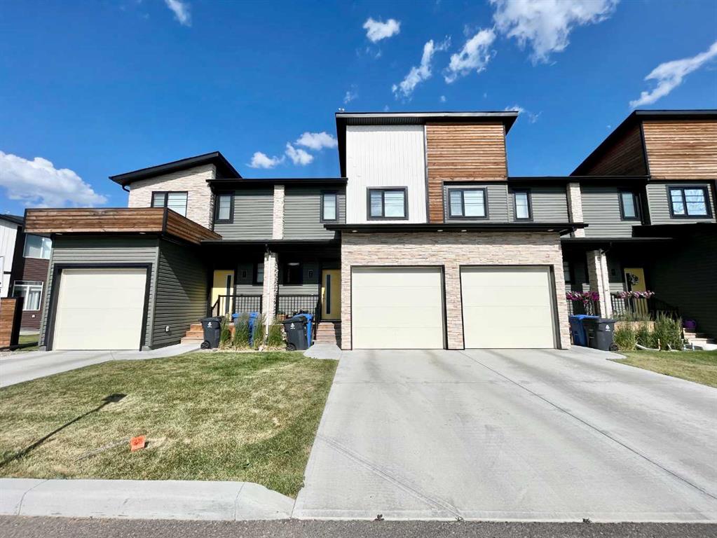 Picture for 2, 482 Highlands Boulevard W
