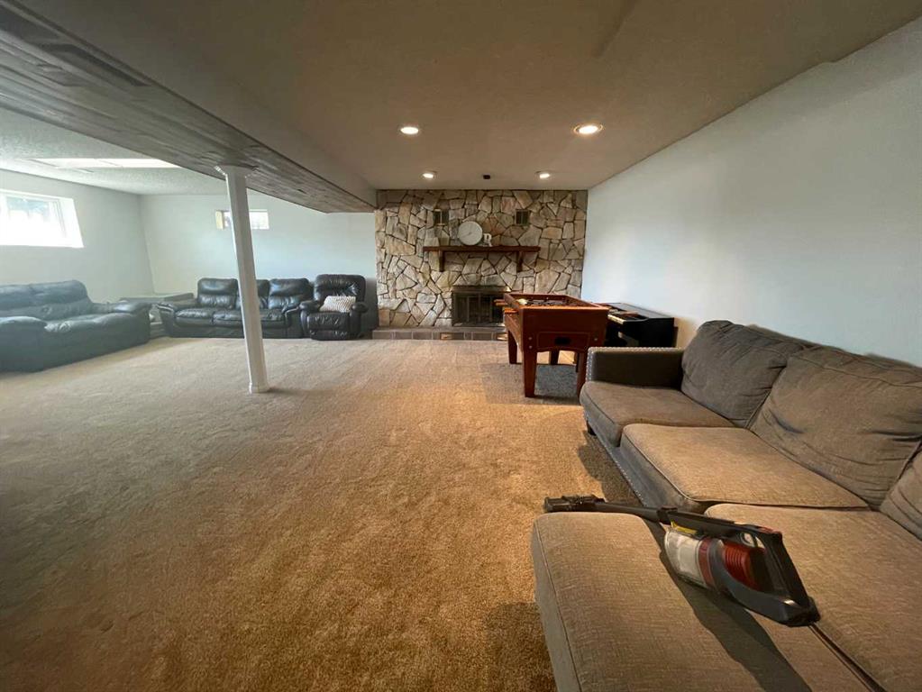 Picture for 234 9 Street W https://www.cirrealty.ca/reb/ldar/9/A2262059_18.jpg