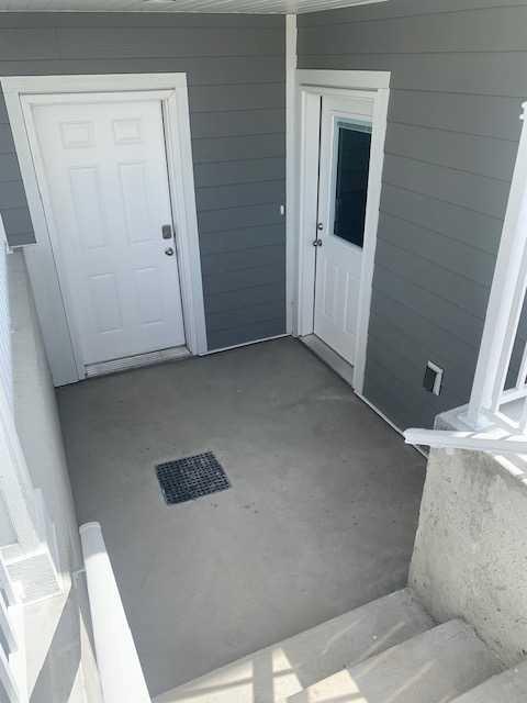 Picture for 2, 106 22 Street 