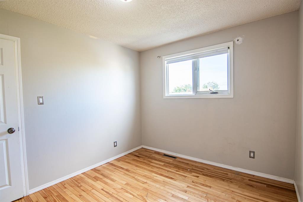 Picture for 604 Terrace Park  https://www.cirrealty.ca/reb/ldar/9/A2264029_13.jpg