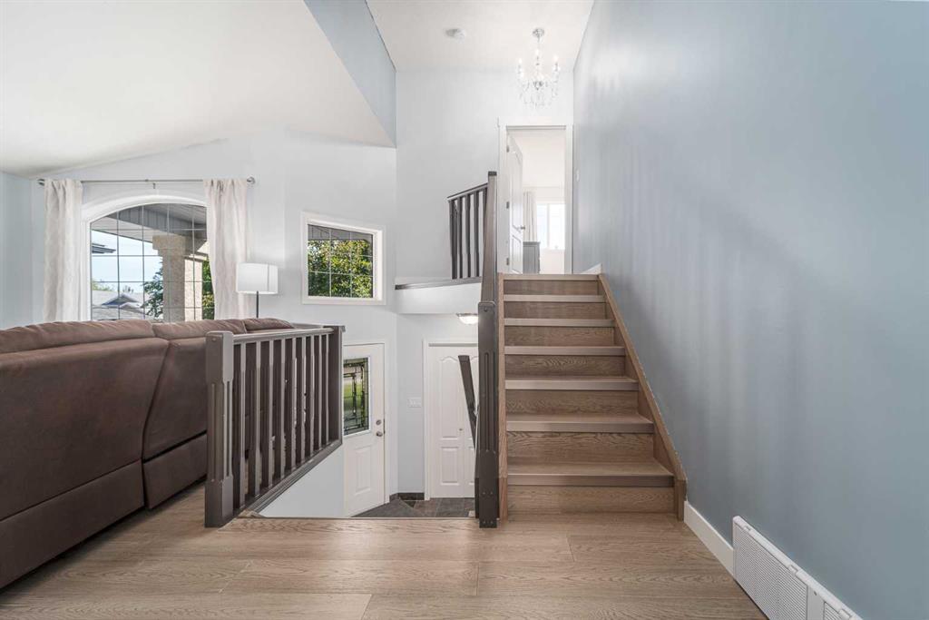 Picture for 14 Heritage Circle W https://www.cirrealty.ca/reb/ldar/9/A2266549_23.jpg