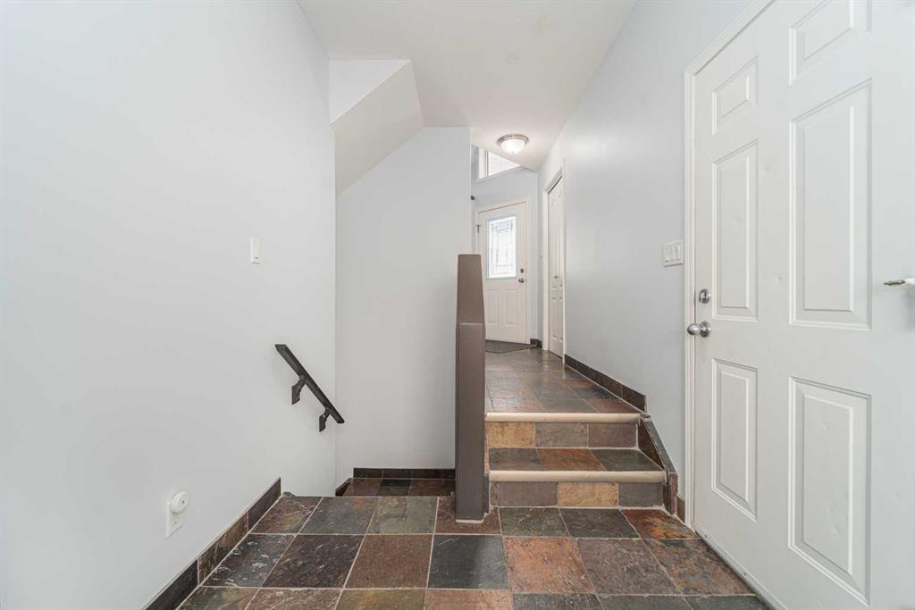 Picture for 14 Heritage Circle W https://www.cirrealty.ca/reb/ldar/9/A2266549_33.jpg