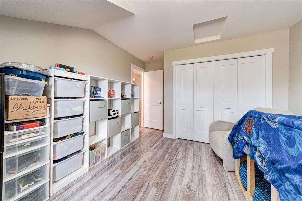 Picture for 2938 214   https://www.cirrealty.ca/reb/ldar/9/A2267019_35.jpg