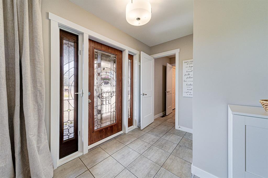 Picture for 2938 214   https://www.cirrealty.ca/reb/ldar/9/A2267019_9.jpg