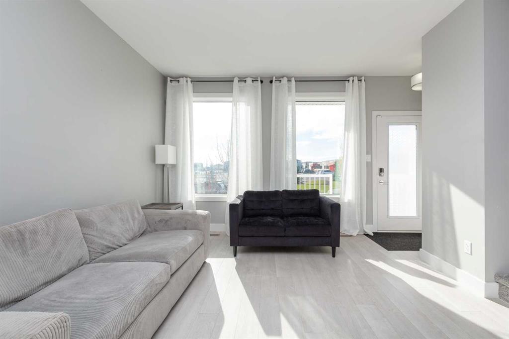 Picture for 4521 Fairmont Gate S