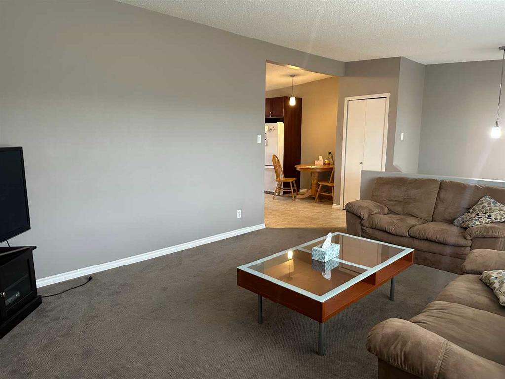 Picture for 5813 47 Street 