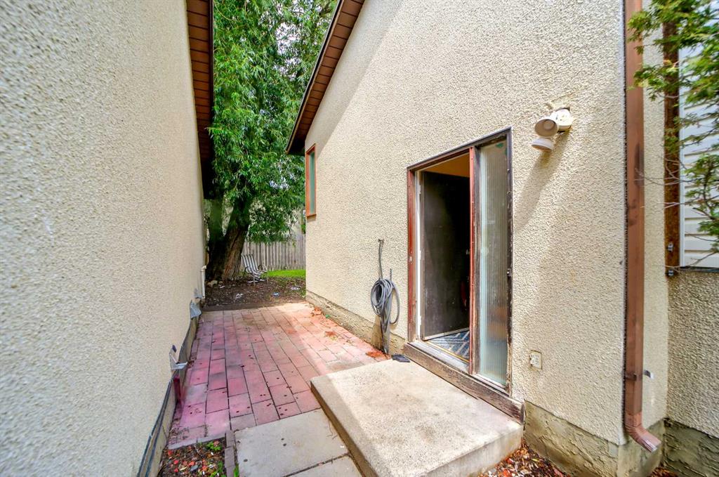 Picture for 3 Columbia Place W