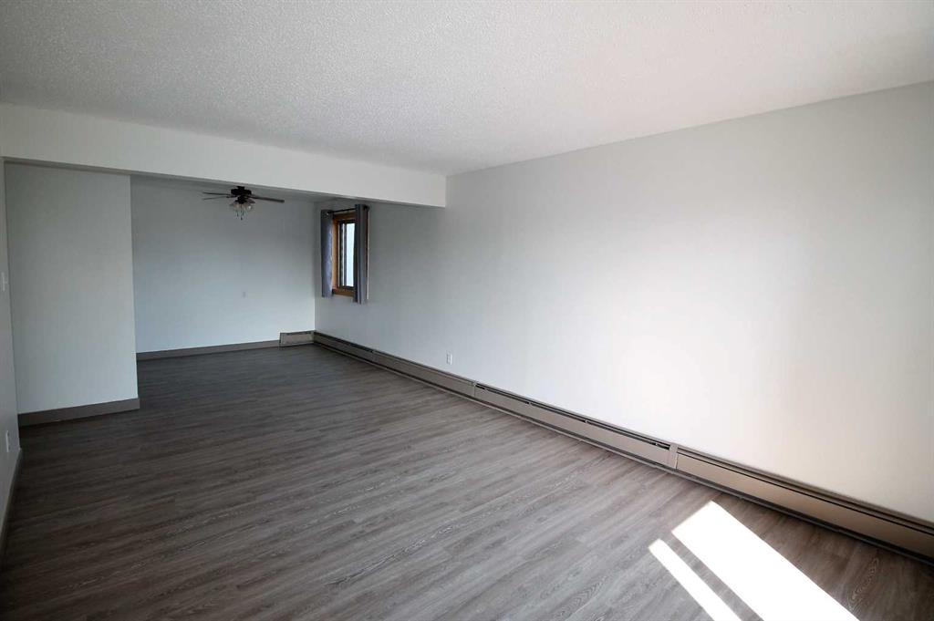 Picture for 26, 3440 23 Avenue S