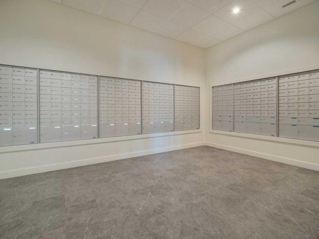 Picture for 430, 102 Scenic Drive  N