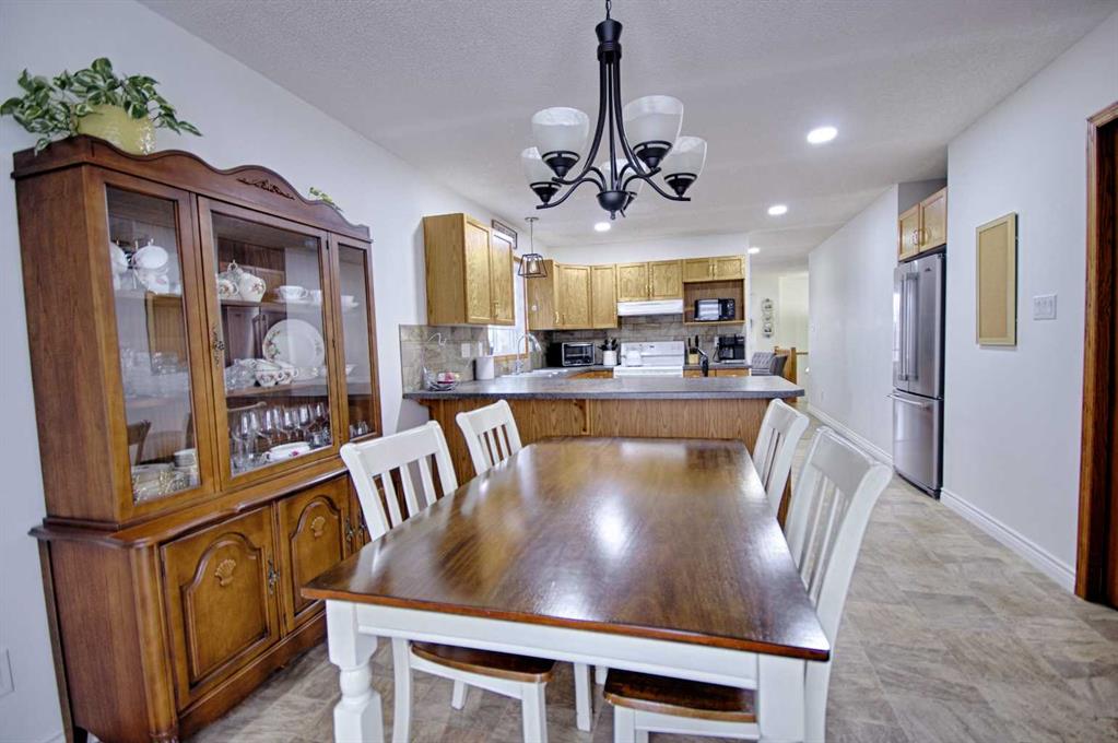 Picture for 46 Heritage Crescent W