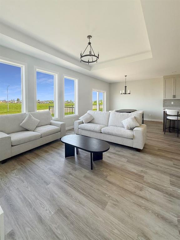 Picture for 375 Skeena Crescent W