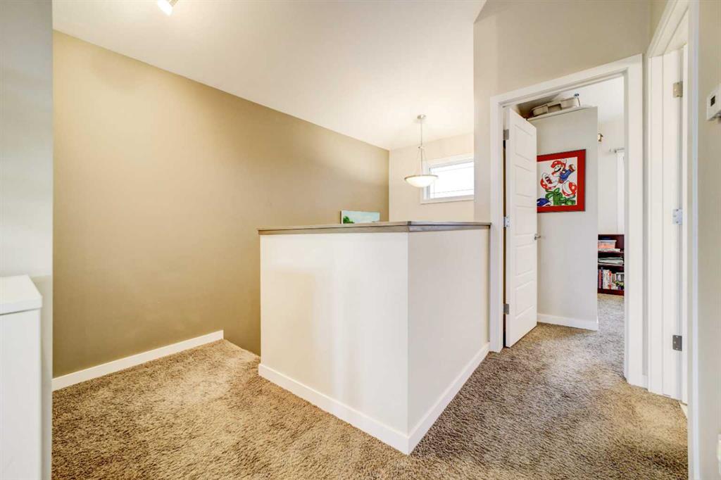 Picture for 316 Coalbanks Boulevard W