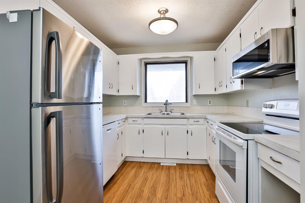 Picture for 3, 3604 20 Avenue S