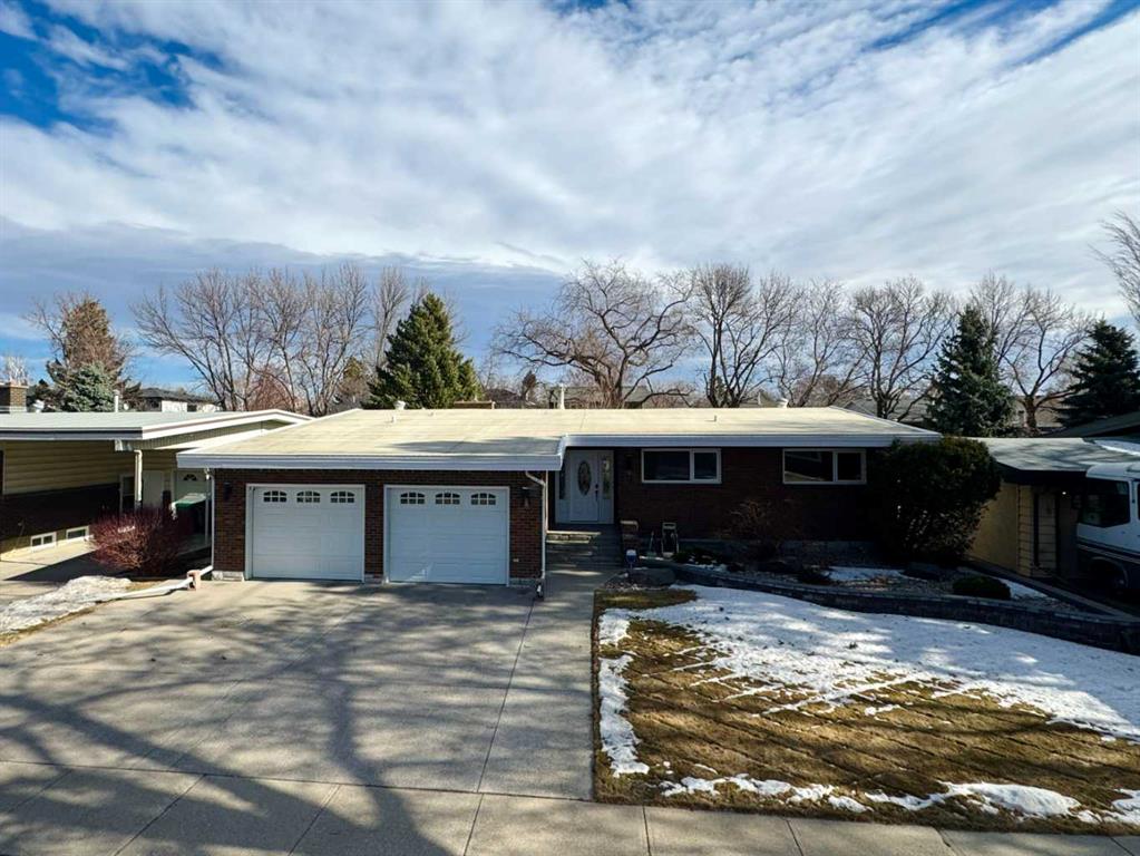 Picture for 335 28 Street S