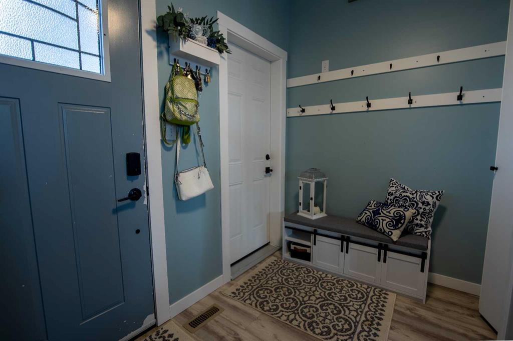 Picture for 5018 42 Avenue 