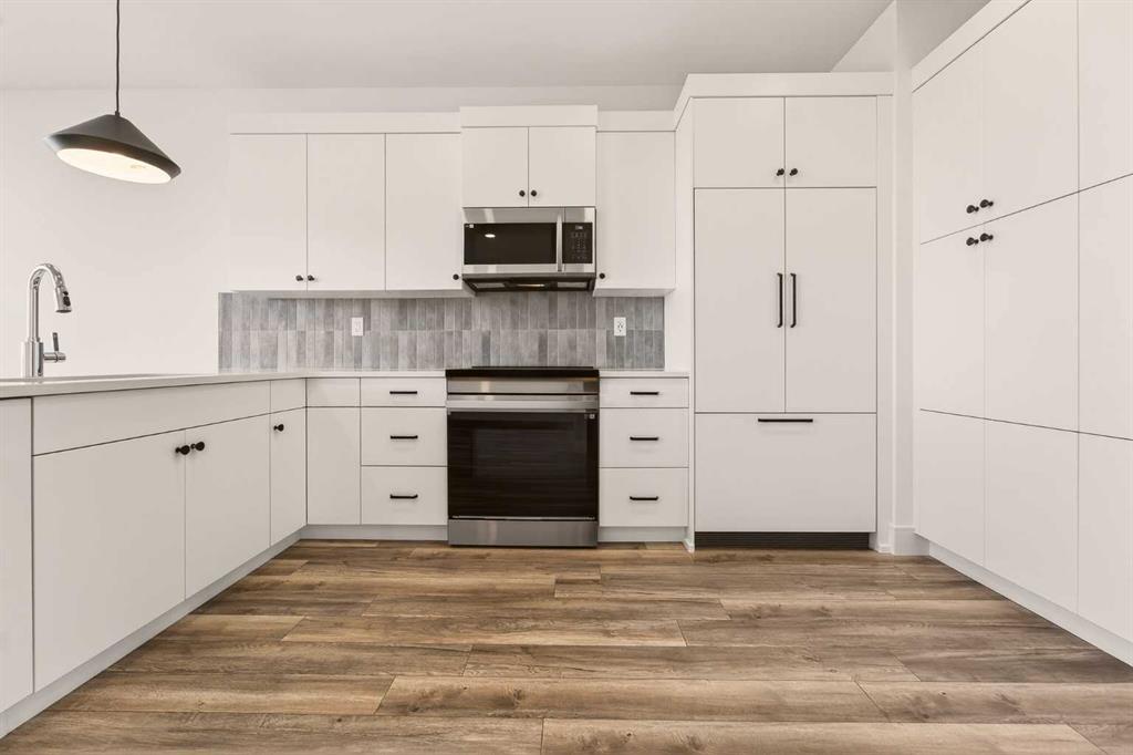 Picture for 4321 28 Avenue S