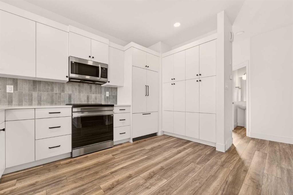 Picture for 4321 28 Avenue S