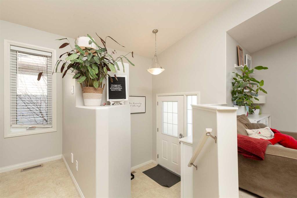 Picture for 505 Gateway Crescent S