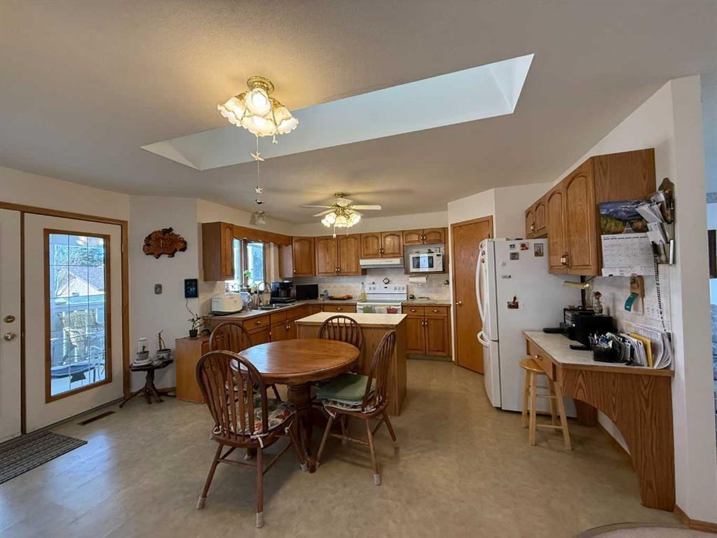 Picture for 128 Heritage Boulevard W