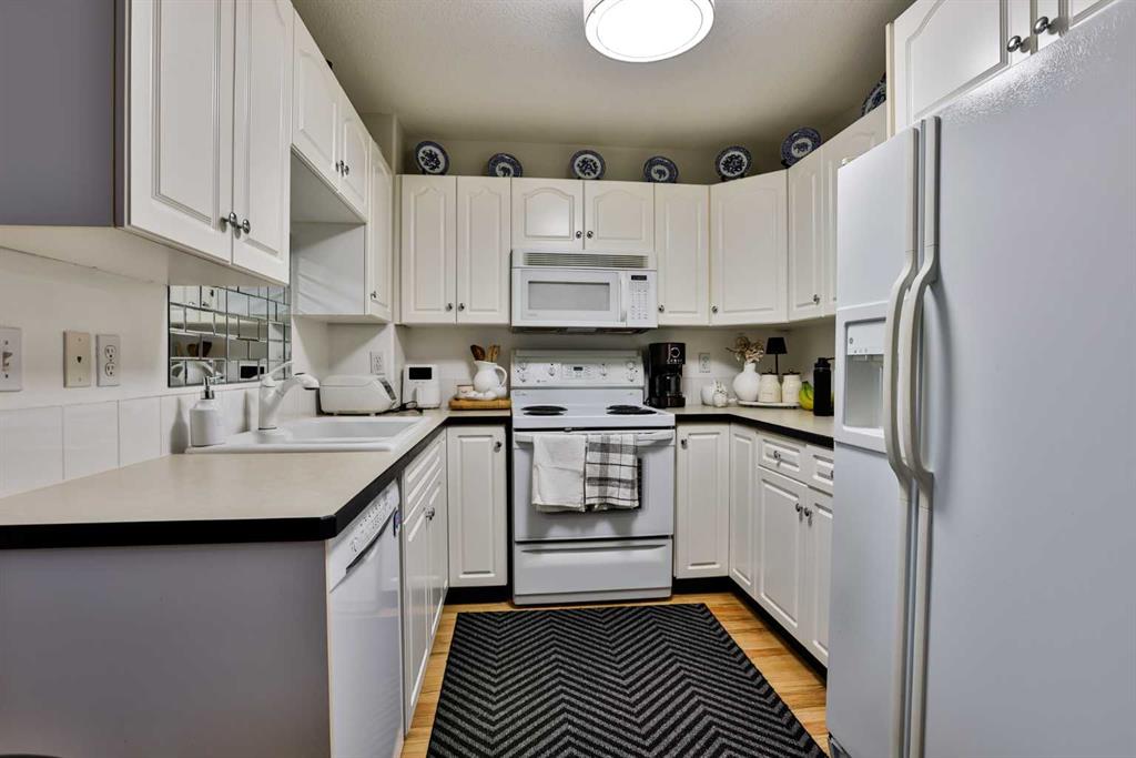 Picture for 33 Chilcotin road  