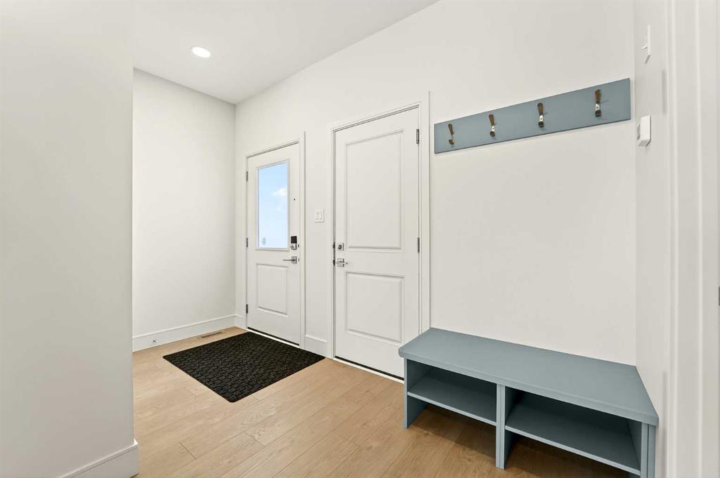 Picture for 4517 31 Avenue S